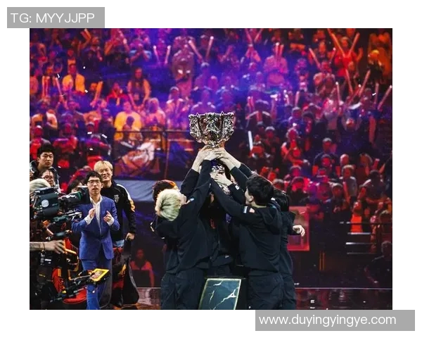 FPX以95分领跑全球总决赛积分榜展现强大实力与竞争优势